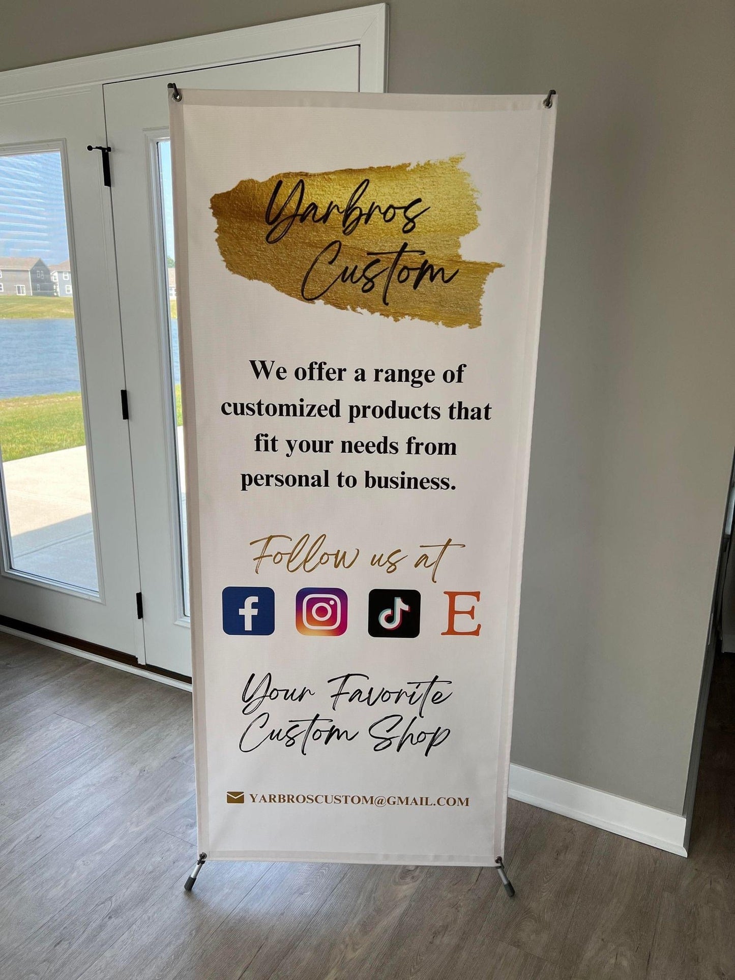 X- Banner Stand